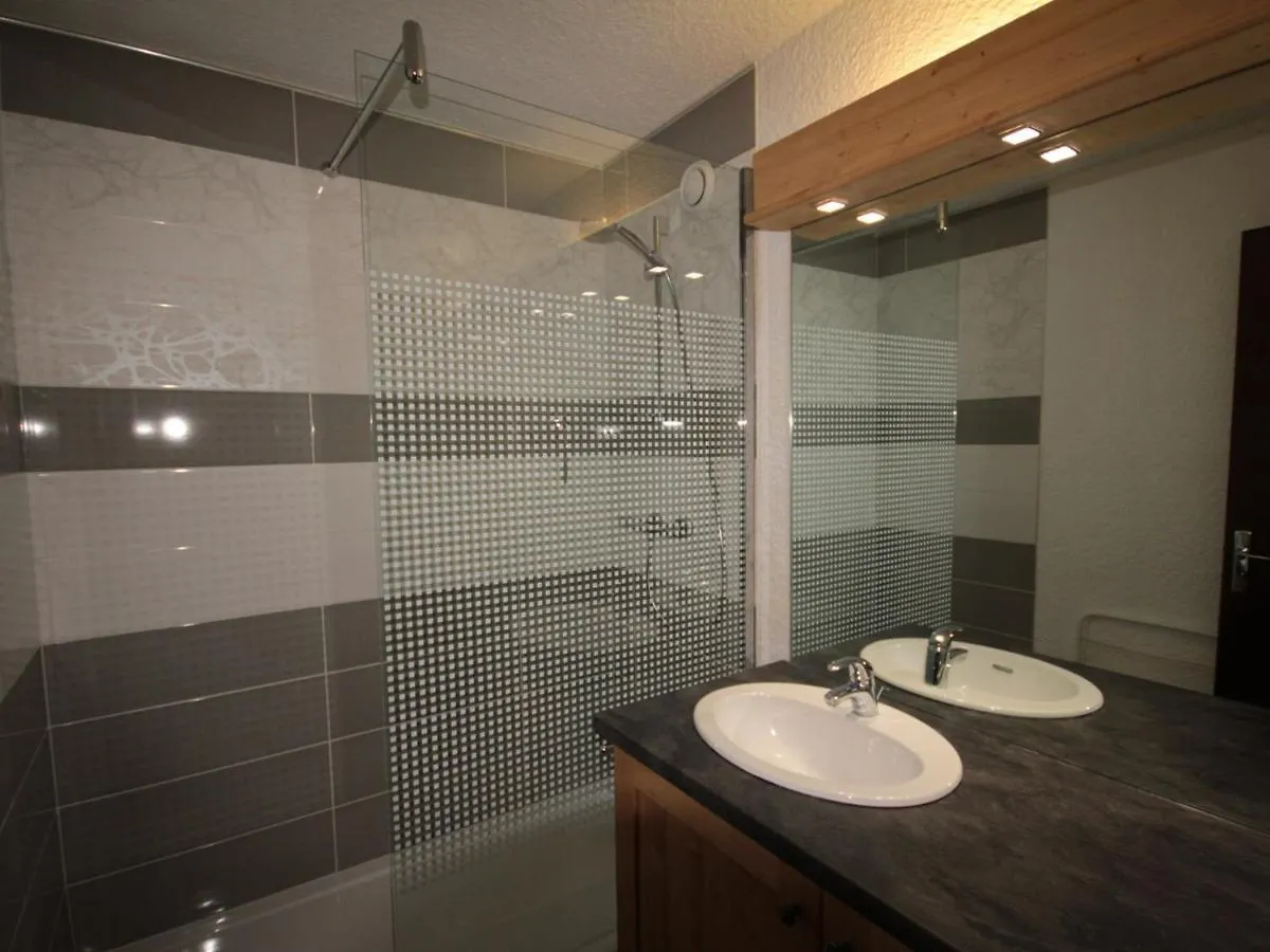 Les Saisies : Apt Montagnard 2P Cabine, 33M², 6 Pers, Animaux Toleres, Tv, Lave-Linge - Fr-1-293-293 Отлюс