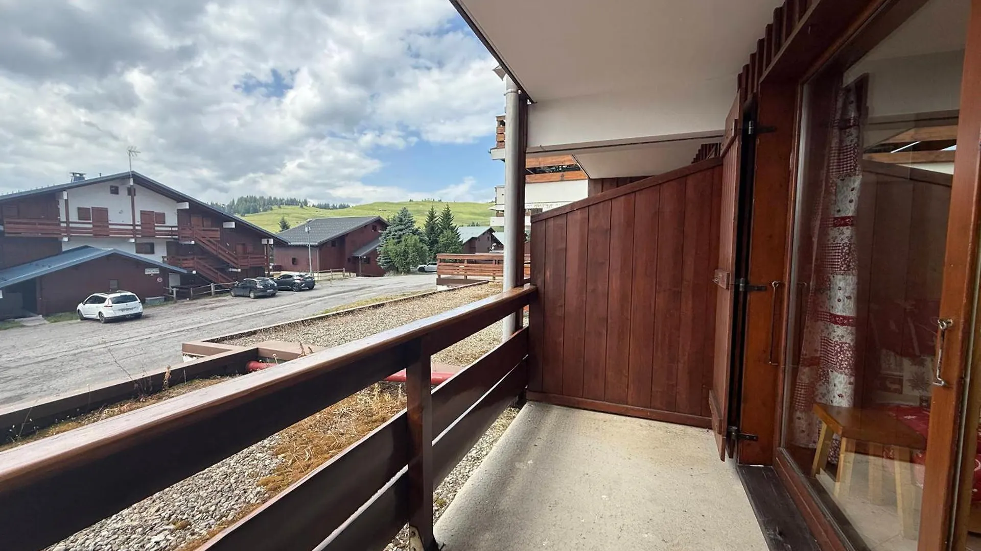 Апартаменты Les Saisies : Apt Montagnard 2P Cabine, 33M², 6 Pers, Animaux Toleres, Tv, Lave-Linge - Fr-1-293-293 Отлюс