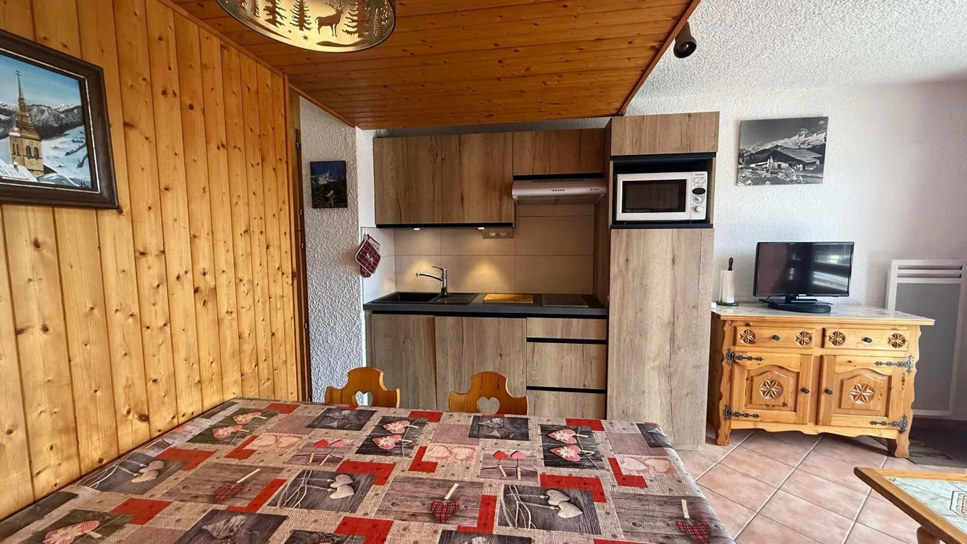 Les Saisies : Apt Montagnard 2P Cabine, 33M², 6 Pers, Animaux Toleres, Tv, Lave-Linge - Fr-1-293-293 Отлюс Апартаменты