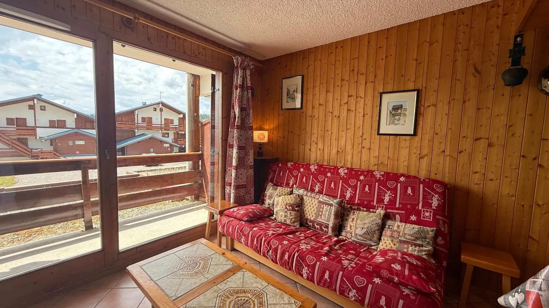 Les Saisies : Apt Montagnard 2P Cabine, 33M², 6 Pers, Animaux Toleres, Tv, Lave-Linge - Fr-1-293-293 Отлюс