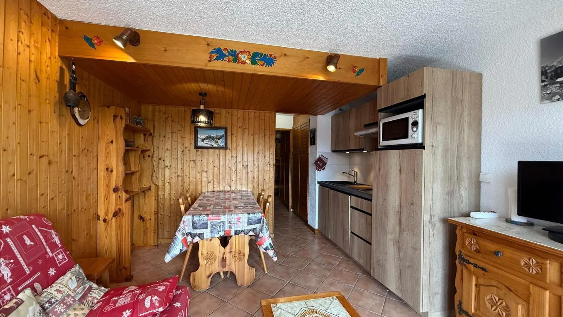Апартаменты Les Saisies : Apt Montagnard 2P Cabine, 33M², 6 Pers, Animaux Toleres, Tv, Lave-Linge - Fr-1-293-293 Отлюс
